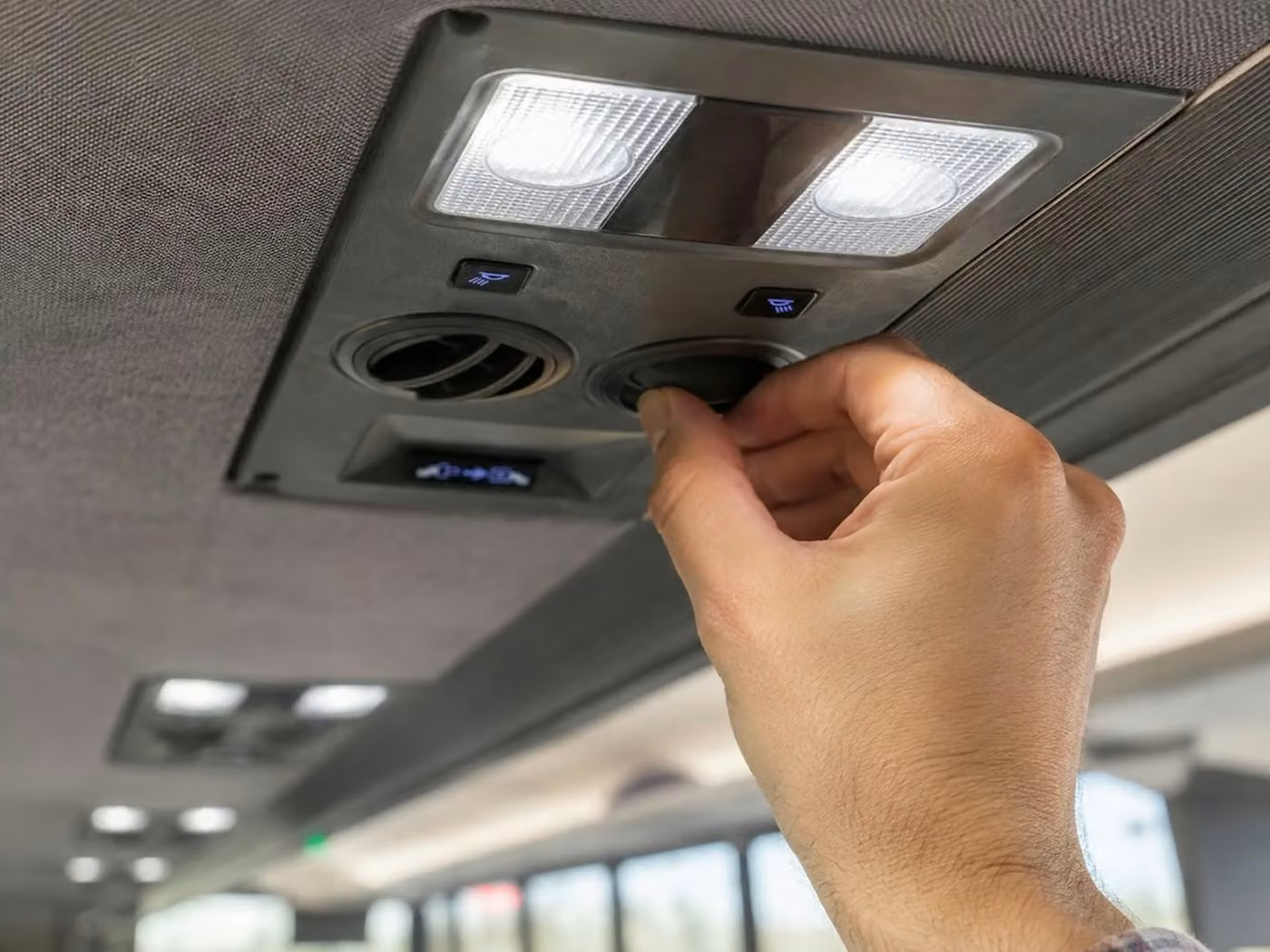 peachtree city 35 passenger minibus air conditioning