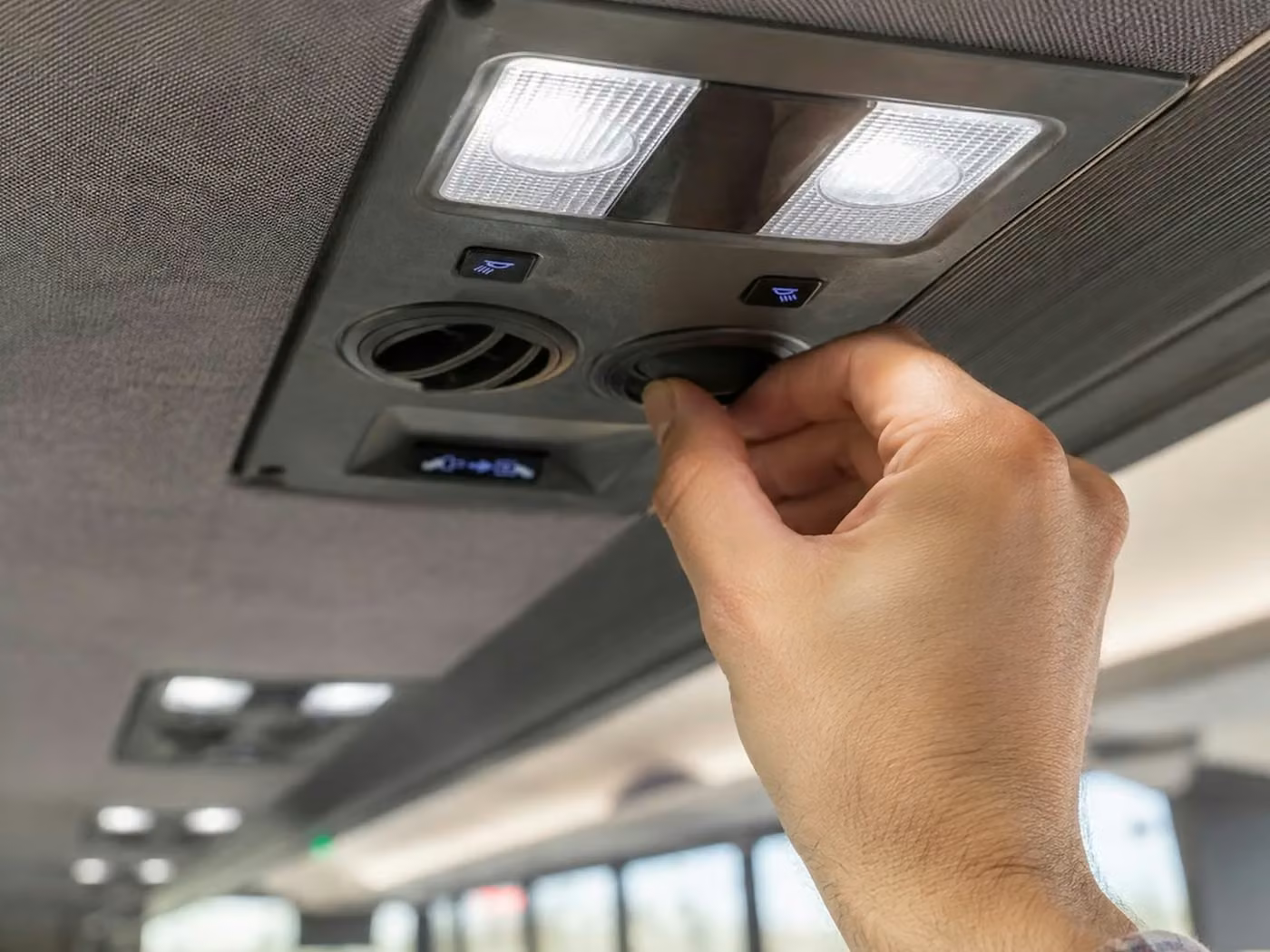 peachtree city charter bus climate control