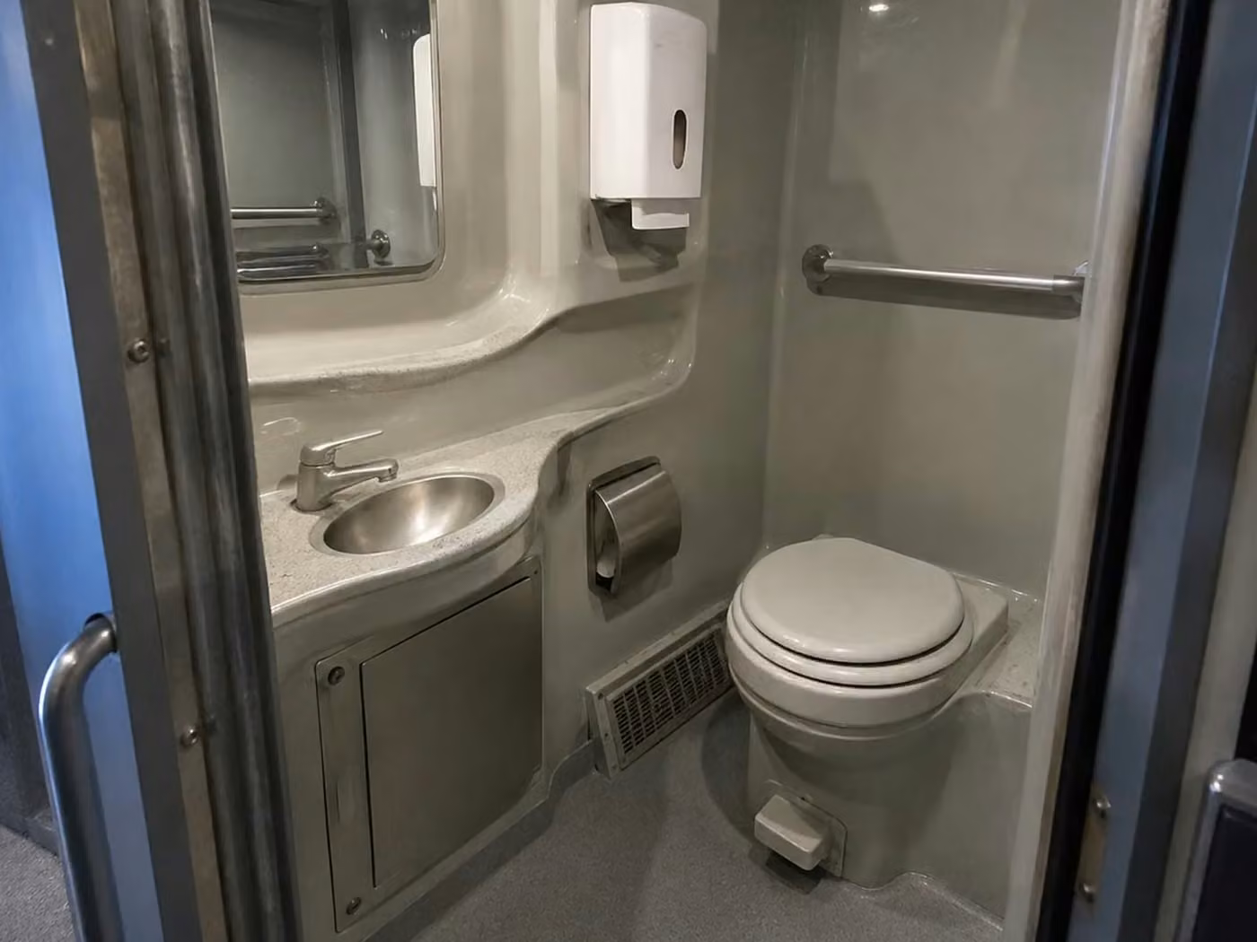 peachtree city charter bus onboard restroom